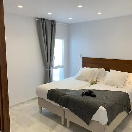 San Lorenzo Y Apartamento Cádis